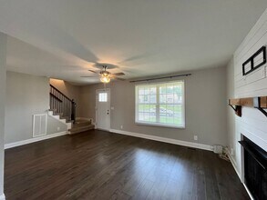 3048 Core Dr in Clarksville, TN - Building Photo - Building Photo