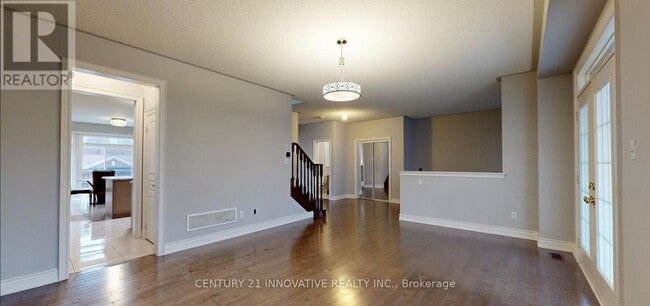 5464 Meadowcrest Ave in Mississauga, ON - Building Photo - Building Photo