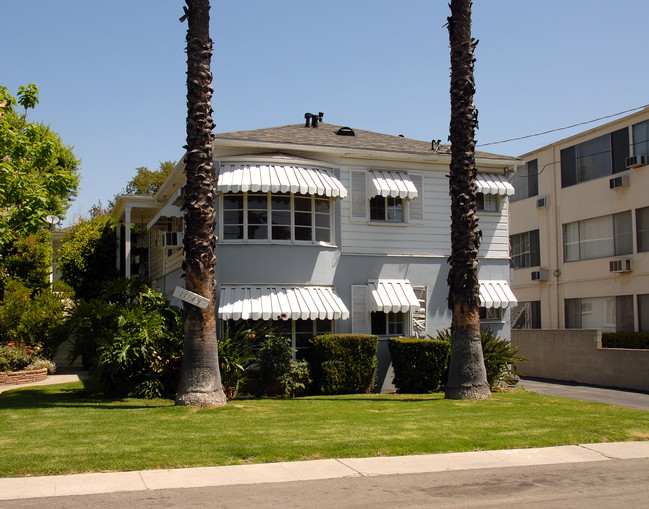 11143 Acama St in North Hollywood, CA - Foto de edificio - Building Photo