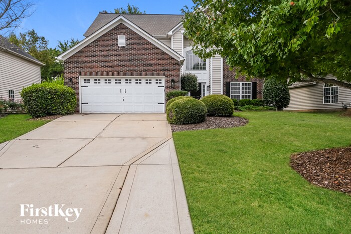 15907 Lavenham Rd in Huntersville, NC - Building Photo