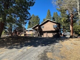 15608 Waterloo Cir in Truckee, CA - Building Photo