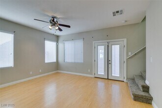 169 Almond Ridge Pl in Henderson, NV - Foto de edificio - Building Photo