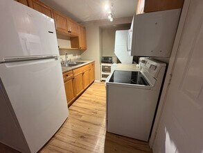 64 Esker Rd in Hampton, NH - Building Photo - Building Photo