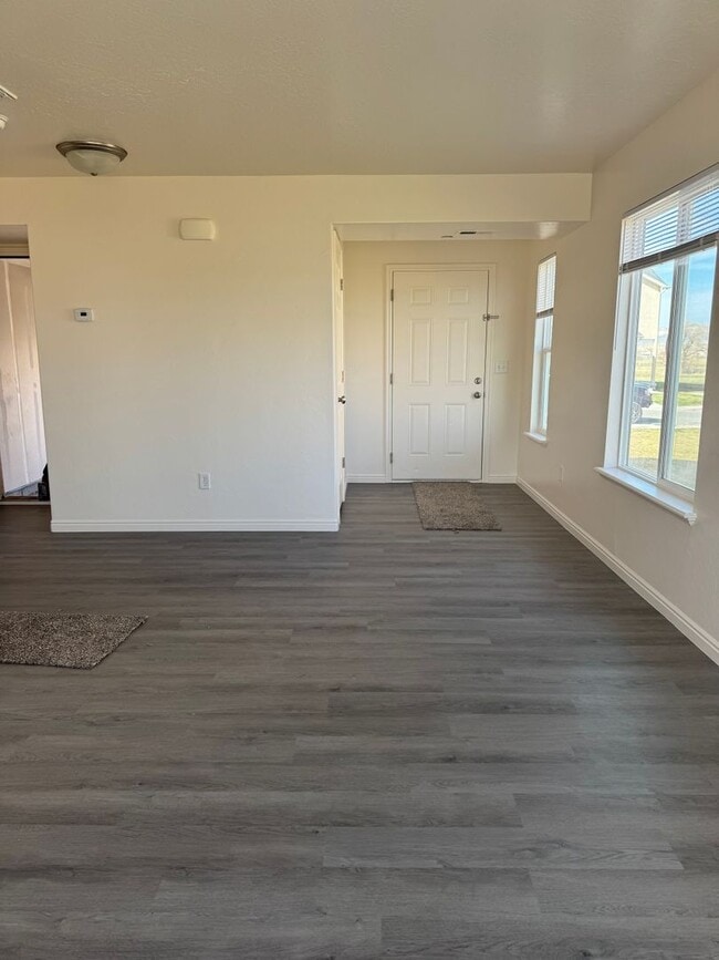 622 E 1375 S in Vernal, UT - Building Photo - Building Photo