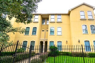 2919 Rosewood St in Houston, TX - Building Photo - Building Photo