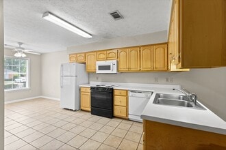 717 Yeager Ln in Auburn, AL - Building Photo - Building Photo