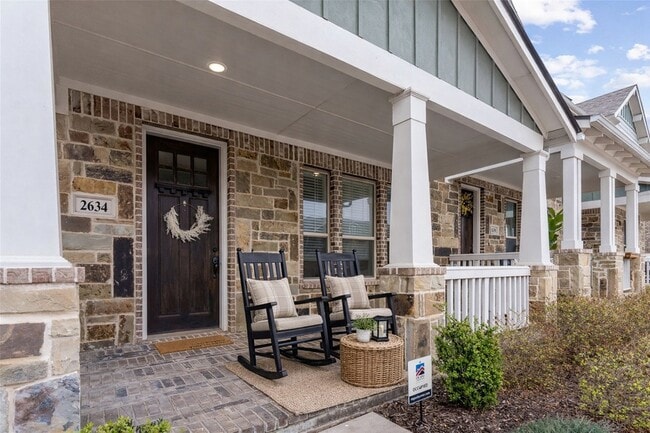 property at 2634 Dodson St