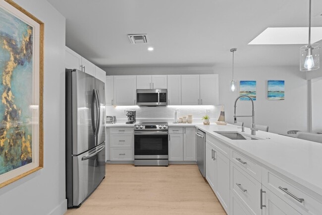property at 1810 SE 7th St