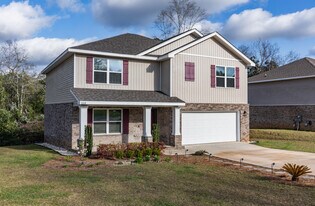 3268 Chapelwood Dr in Crestview, FL - Building Photo