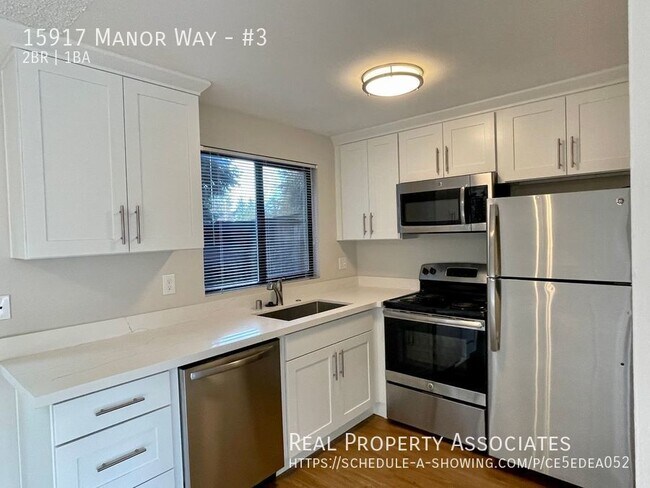 15917 Manor Way, Unit #3 in Lynnwood, WA - Building Photo - Building Photo