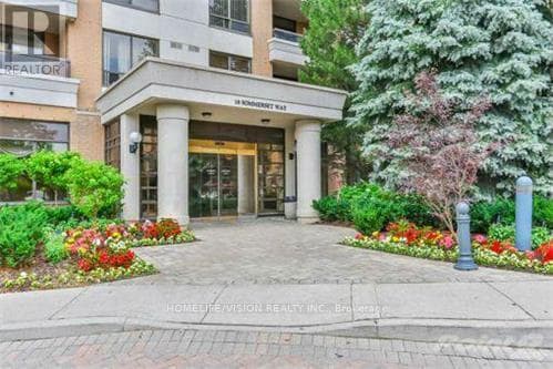 property at 18 Sommerset Way