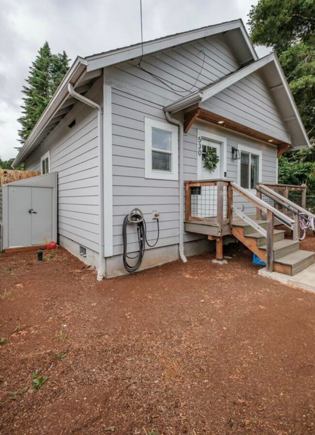 530 Missouri Ave S in Salem, OR - Foto de edificio - Building Photo