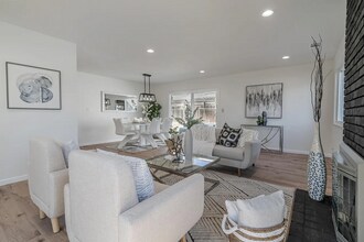 7675 Sunset Ave in Newark, CA - Building Photo - Building Photo