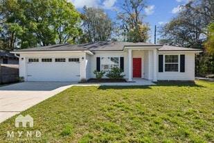 643 Locust St in Jacksonville, FL - Building Photo