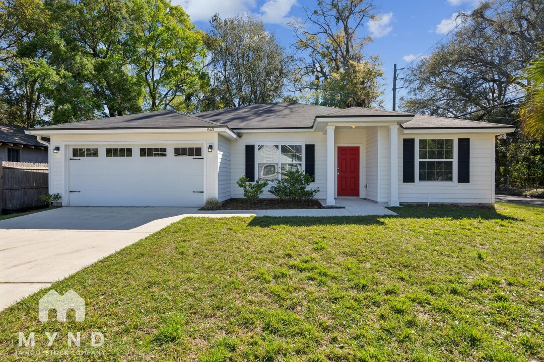 643 Locust St in Jacksonville, FL - Foto de edificio