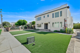 10 N Primrose Ave in Alhambra, CA - Building Photo - Building Photo