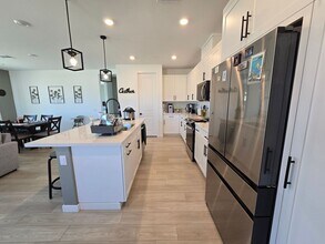 3336 Emerald Ln in Lancaster, CA - Building Photo - Building Photo
