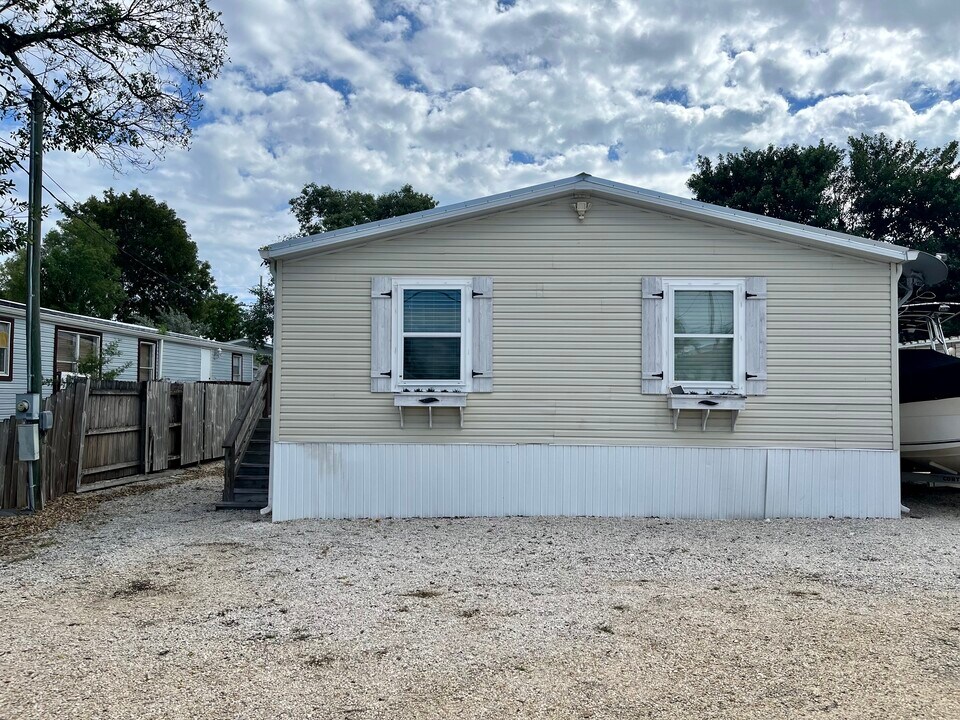 945 Plantation Rd in Key Largo, FL - Building Photo