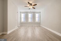 2502 W Baltimore St photo'