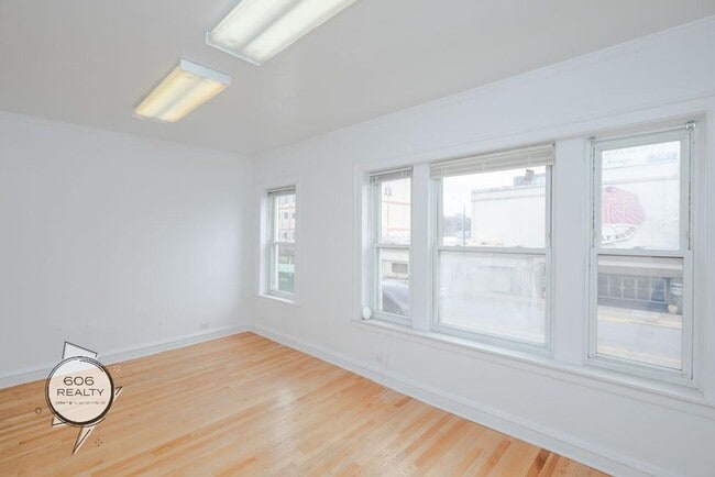 9449.5 S Ashland Ave in Chicago, IL - Building Photo - Building Photo