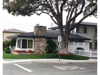 1645 Beech Ave in Torrance, CA - Foto de edificio