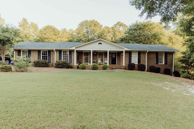 property at 175 Edgewood Dr