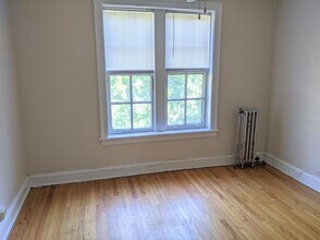 905 Elmwood Ave in Evanston, IL - Building Photo - Building Photo