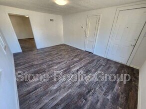 2117 Cleveland Ave in Terre Haute, IN - Building Photo - Building Photo