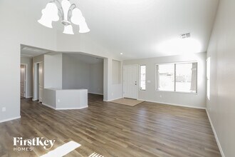 6220 S 52nd Dr in Phoenix, AZ - Building Photo - Building Photo