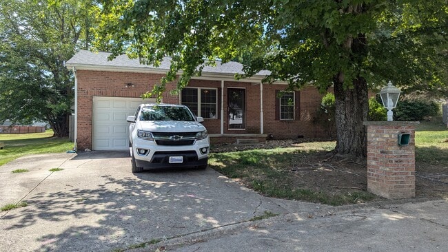 property at 127 Hampton Ln