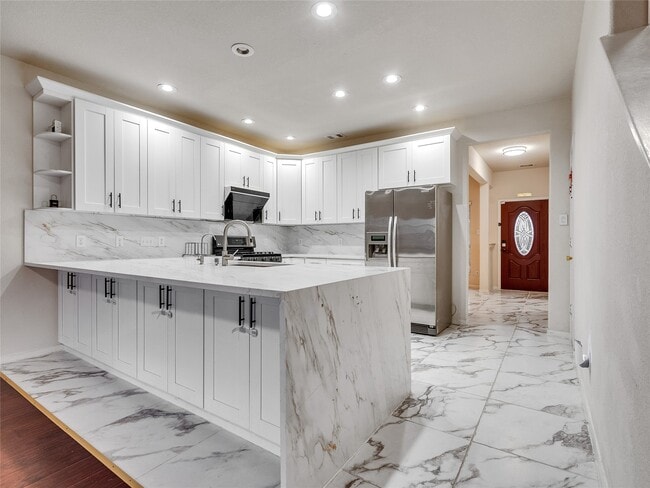 property at 19302 Juniper Vale Cir