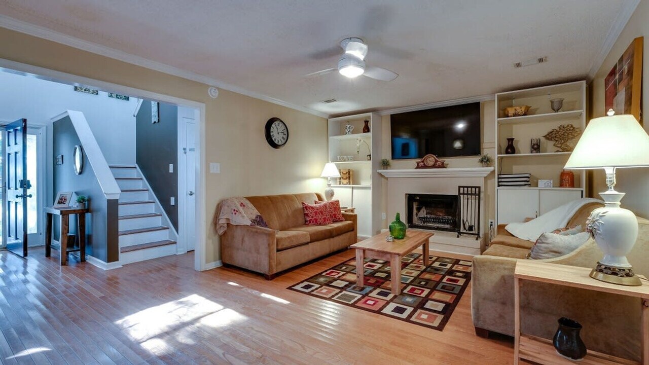 584 Oemler Loop in Savannah, GA - Building Photo