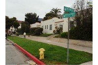 102-106 N Broadway in Redondo Beach, CA - Building Photo - Building Photo