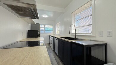 428 N Oleander Ave in Daytona Beach, FL - Building Photo - Building Photo