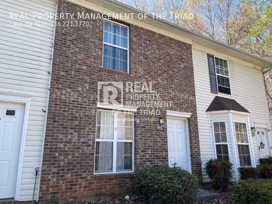 847 Brickwood Ct in Winston-Salem, NC - Building Photo