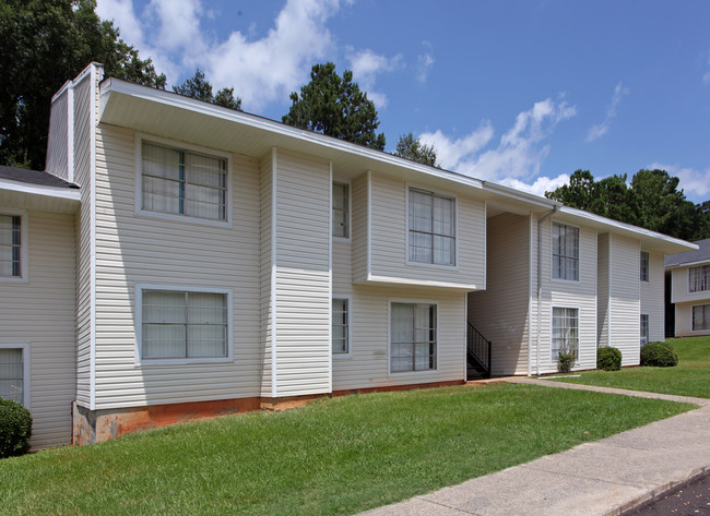 Z - Forrester Gardens in Tuscaloosa, AL - Foto de edificio - Building Photo