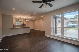 3508 Nunnally St in Gulfport, MS - Building Photo - Building Photo