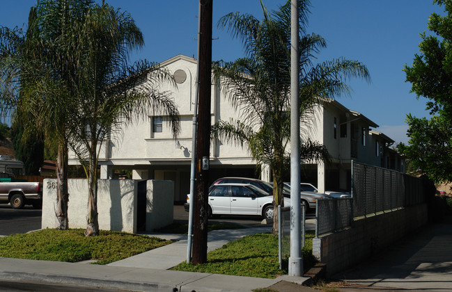 3622 S Cordoba Ave in Spring Valley, CA - Building Photo - Building Photo