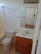 15311 S Moon Valley Rd in Arizona City, AZ - Building Photo - Building Photo