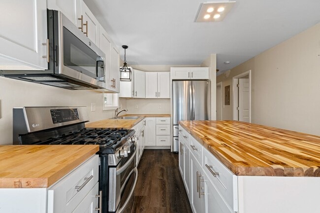 3 1/2 Baltimore St in Providence, RI - Building Photo - Building Photo