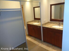 7932 Mission Center Ct in San Diego, CA - Building Photo - Building Photo