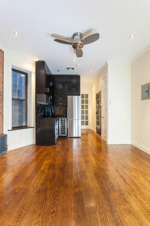 17 W 103rd St in New York, NY - Building Photo - Building Photo