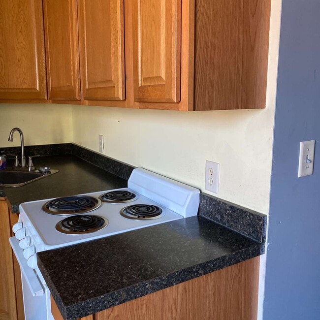 217 W Washington St in Marquette, MI - Building Photo - Building Photo