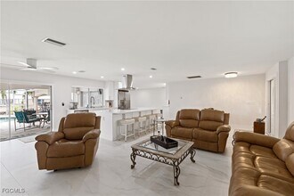134 SW 57th Terrace in Cape Coral, FL - Building Photo - Building Photo