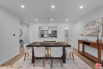 1650 Veteran Ave, Unit 107 in Los Angeles, CA - Foto de edificio - Building Photo