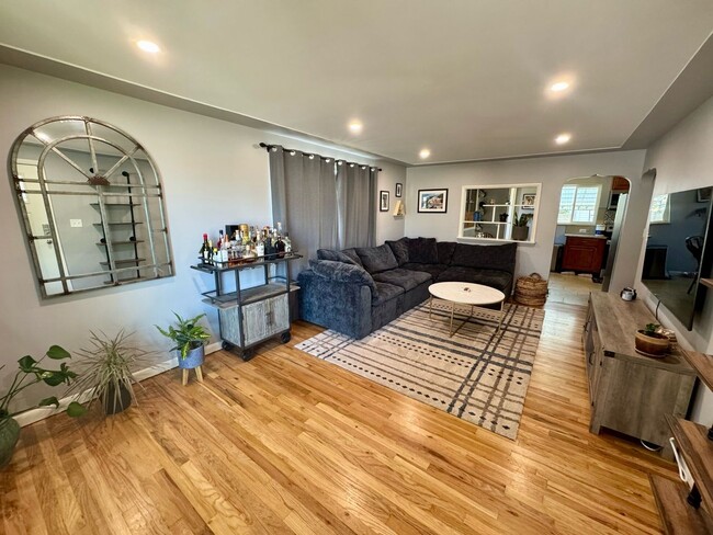 1806 S Canosa Ct in Denver, CO - Building Photo - Building Photo