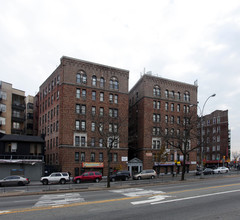 Royal Plaza in Bronx, NY - Building Photo - Building Photo