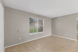 8024 Cambridge Cir in White Settlement, TX - Building Photo - Building Photo