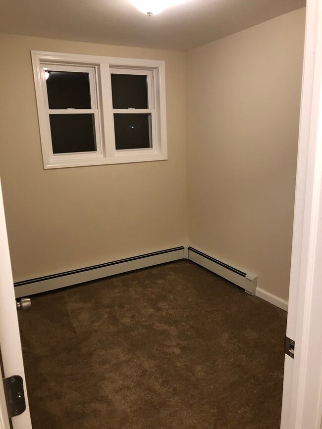 property at 17 Dorchester Rd