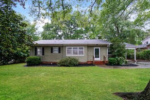 415 N Pine St in Wendell, NC - Building Photo